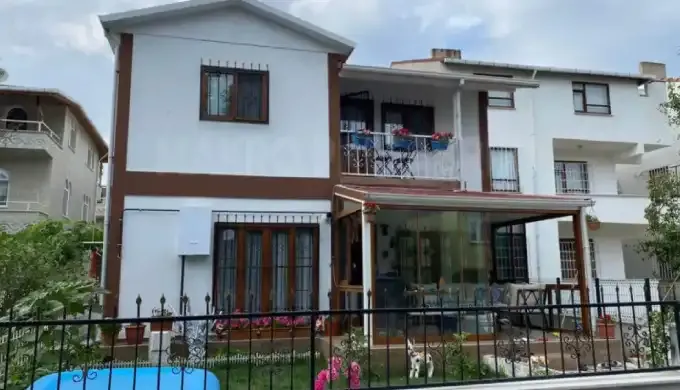 Kendiniz Yapabileceğiniz 7 Bahçe Dekorasyonu Fikri