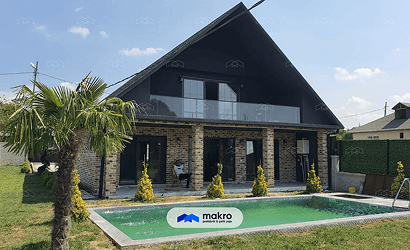 What Are the Conditions for Building a Prefabricated House in the Village?