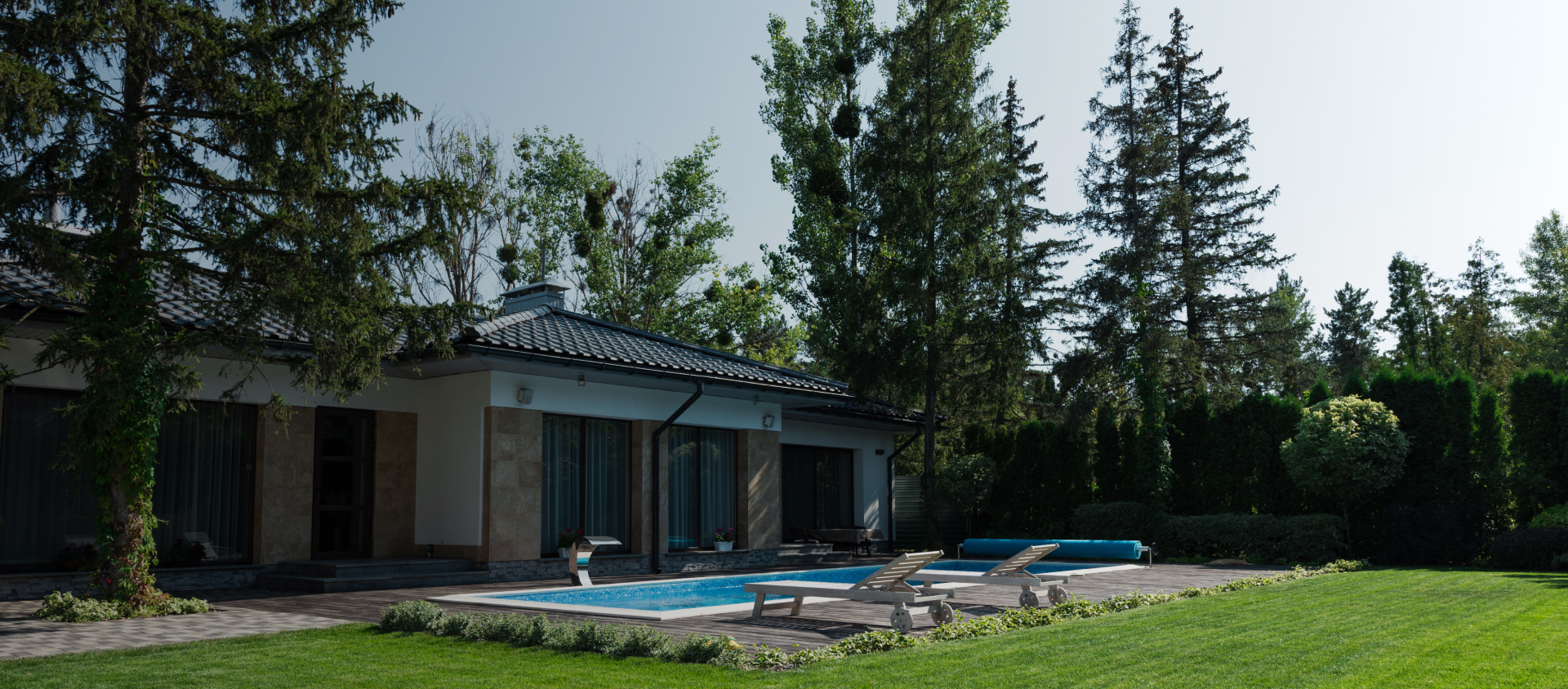 Steel Villas:<br>Modern and Resilient Homes