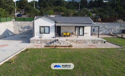 How many years does a prefabricated house last?