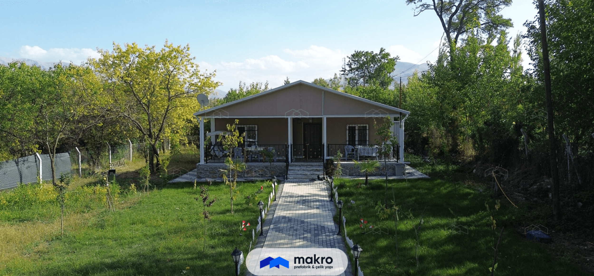 What Are the Main Features That Differentiate a Prefabricated Villa from a Prefabricated House?
