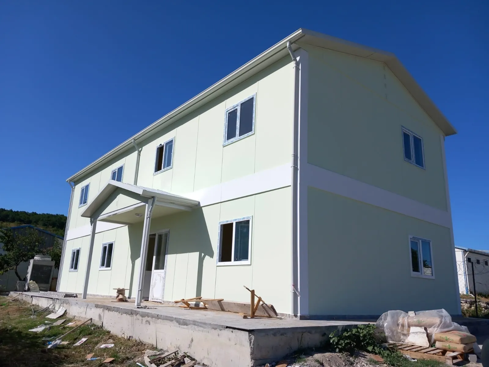 Traçim Çimento Prefabricated Office Building